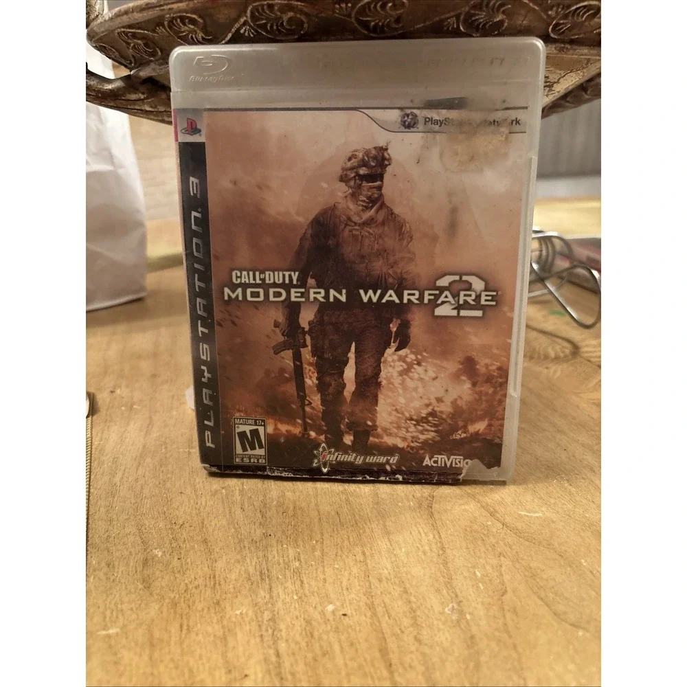 Call of Duty: Modern Warfare 2 (PlayStation 3, 2009) With Manual